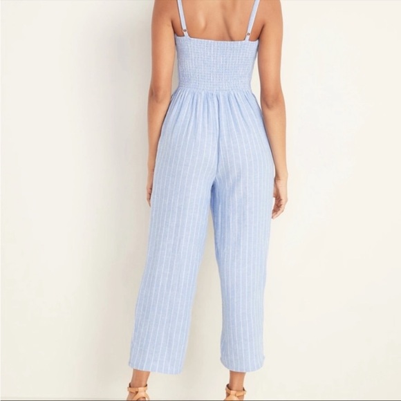 *Brand New* Old Navy Cropped Jumpsuit - Blue & white- - Picture 2 of 6